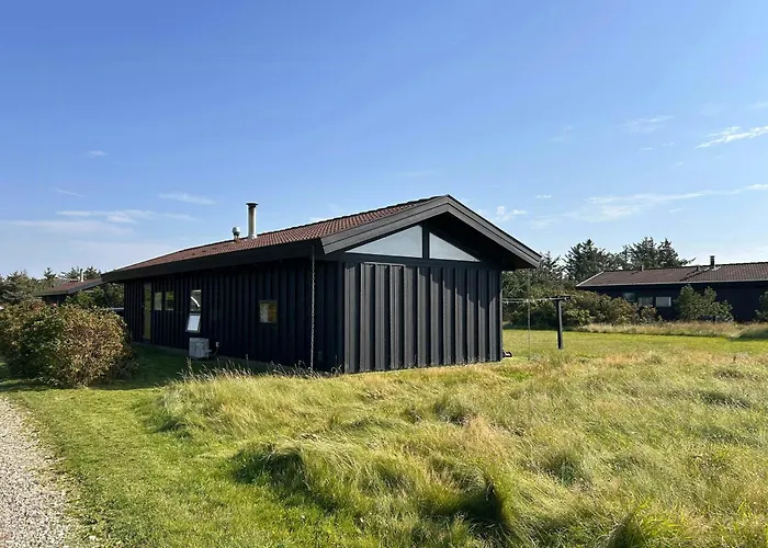Nyaraló Architect-designed Summer House In Agger